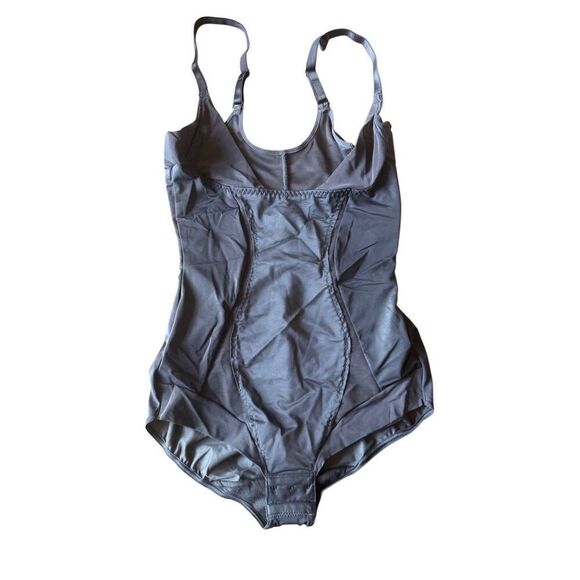 Maidenform Women's Firm Control Ultimate Instant Slimmer Open Bust Bodysuit Smal - Picture 2 of 8